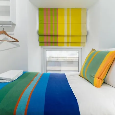 Holiday home Beautiful And Contemporary Cornish Townhouse In *